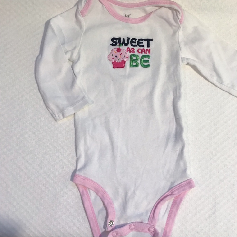 🎀 18mos Long Sleeve Onesie 🎀